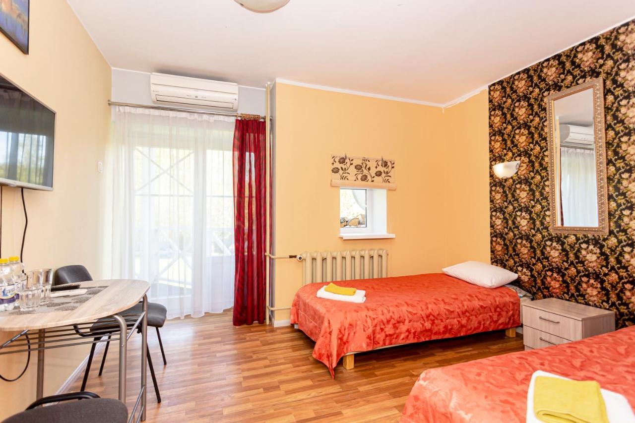 Guest House Rannaliiv Вызу Экстерьер фото